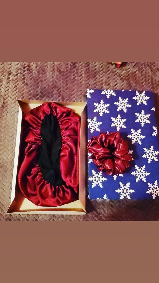 Satin bonnets